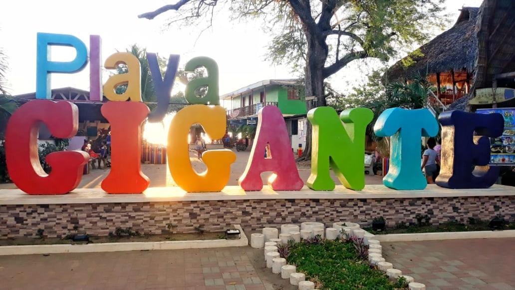 La Cascada Hostel & Restaurant ริวาส ภายนอก รูปภาพ